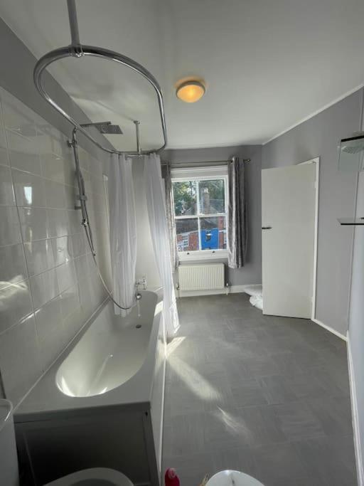 Brady'S Glastonbury Beautiful Pad Great Location! Exterior foto